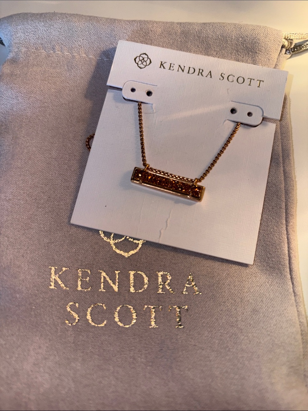 Kendra Scott Leanor Necklace in Rose Gold Tone Drusy necklace - Picture 4 of 4